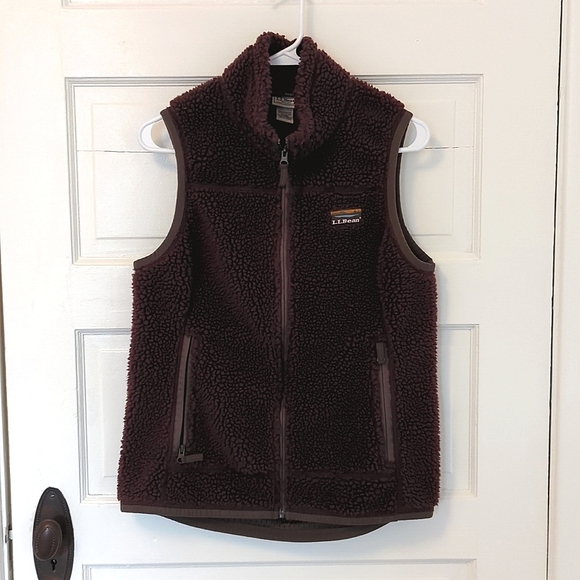 L.L. Bean Jackets & Blazers - LL Bean Small full zip vest, wine purple